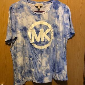 Michael Michael kors size large blue white tie dye logo Tshirt